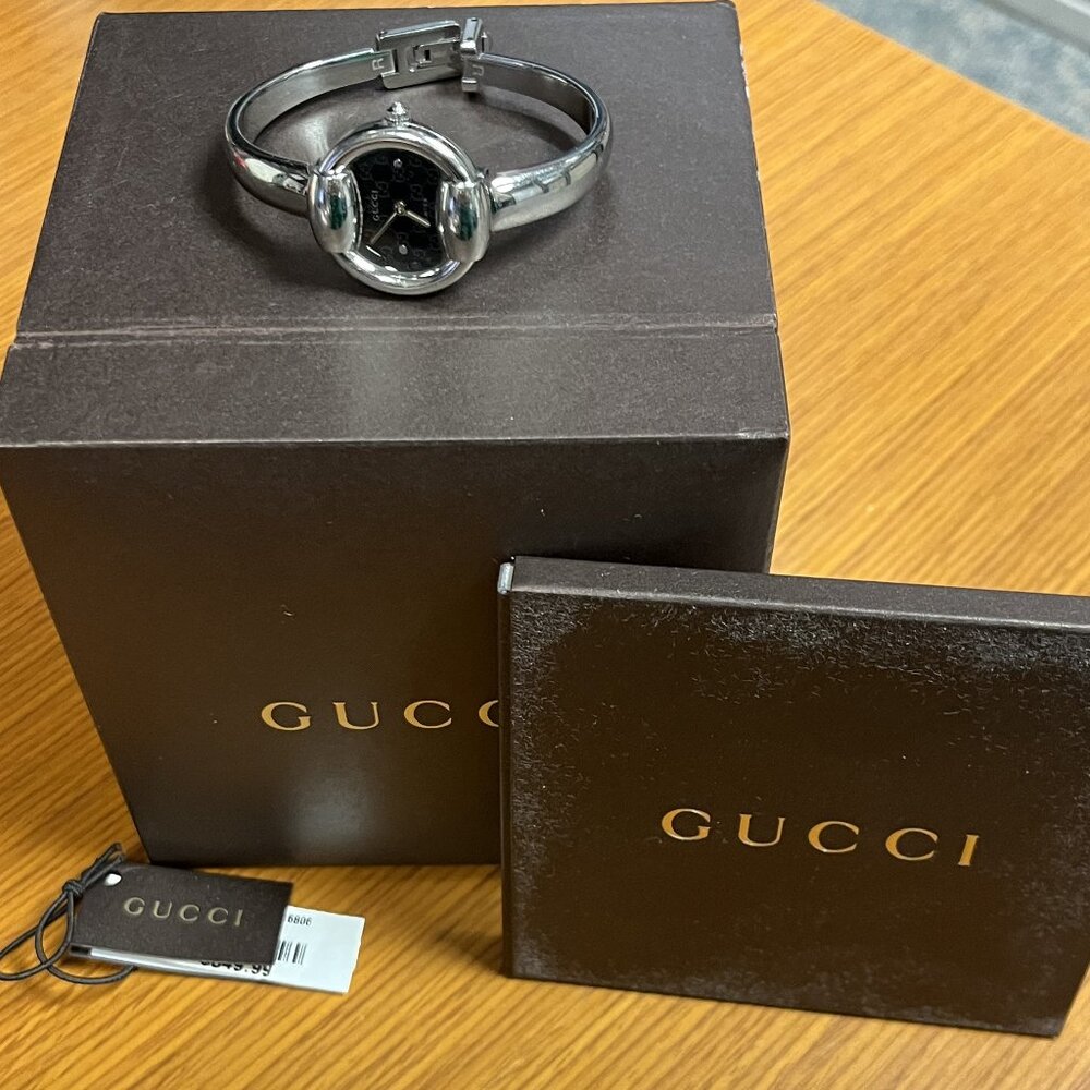 Gucci Silver and Black Women's Watch